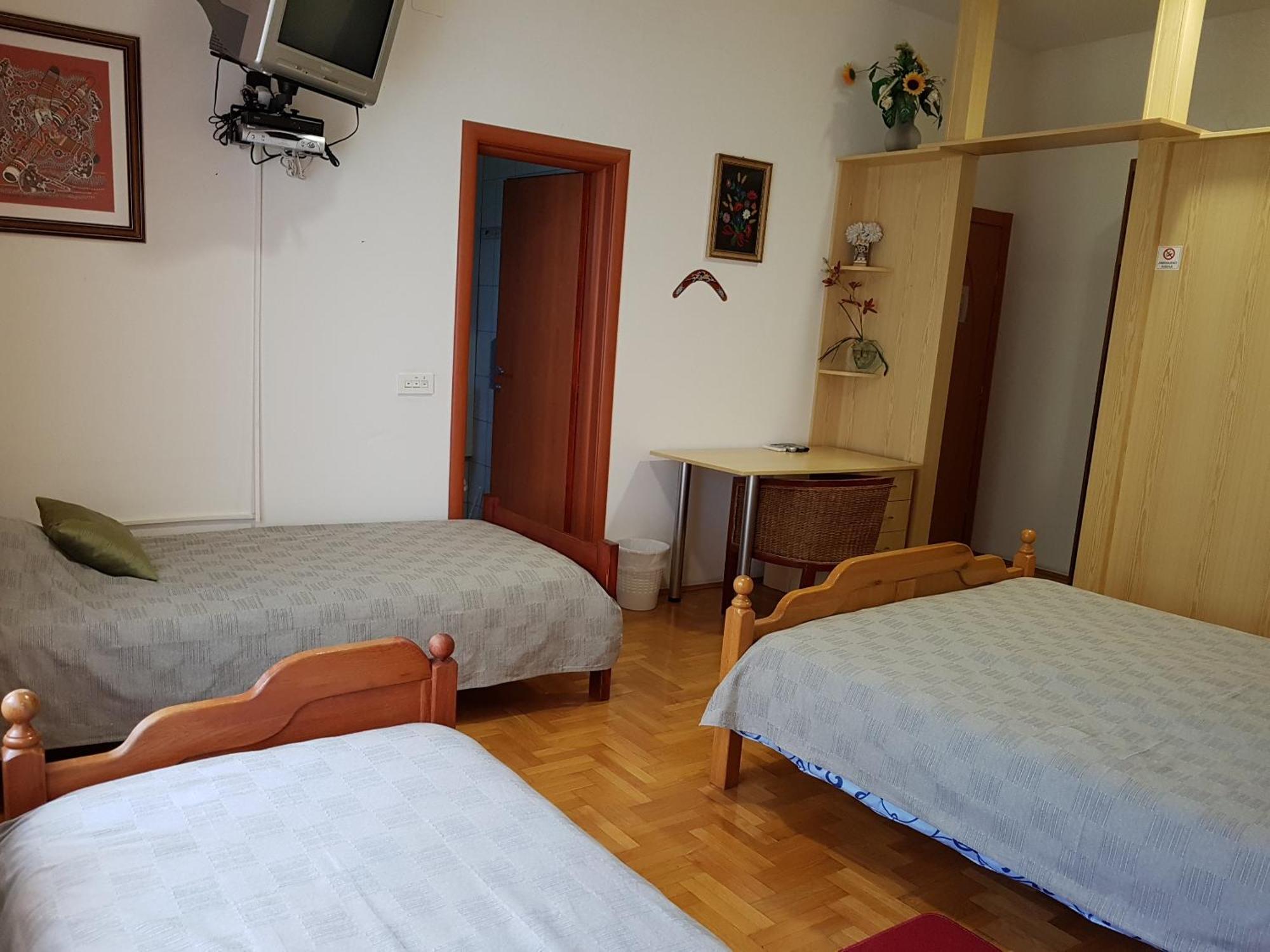 Pleternica Prenociste Klas חדר תמונה